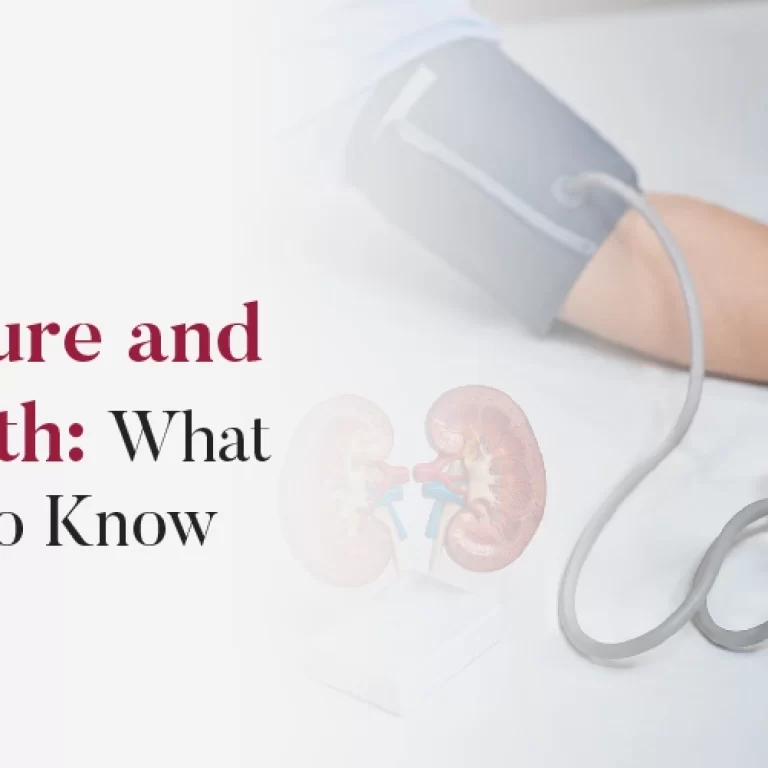 Doctor explaining the connection between blood pressure and kidney health to a patient at ETKS